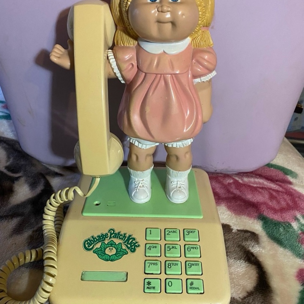 Vintage Cabbage Patch landline phone. - Picture 2 of 5